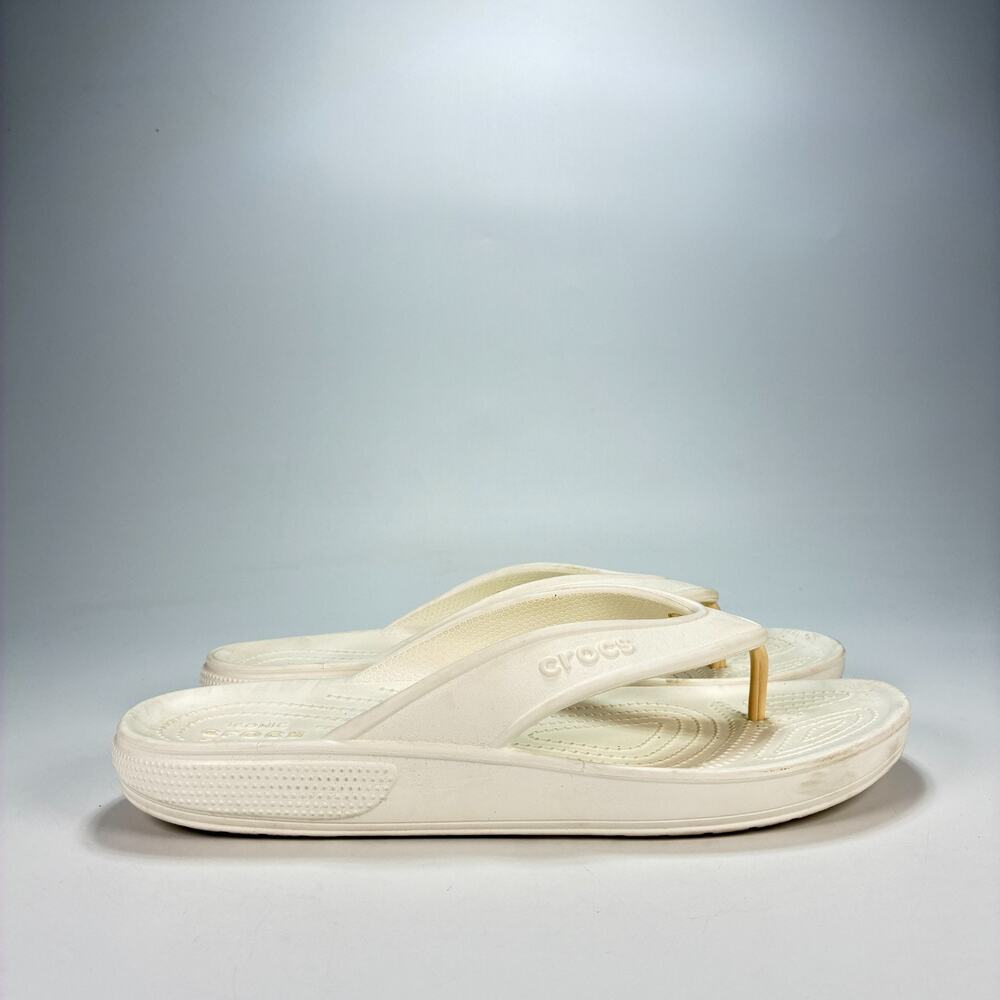 Crocs Classic II White Flip Flop Lightweight Casual Comfort Sandals Mens Size 10